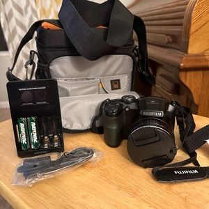 Fujifilm Finepix s4830 16 megapixel digital camera
